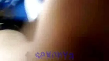 शीला सेक्सी मूवी हिंदी इंग्लिश और उसकी गर्म गांड काले लंड को संभाल नहीं सकती!