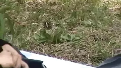 एक इंग्लिश सेक्स मूवी इंग्लिश सेक्स समुद्र तट पर सुंदर शौकिया blowjob