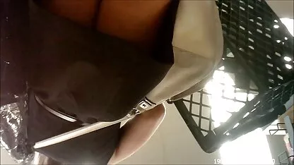 पतली श्यामला किशोरों चेहरे के इंग्लिश फुल सेक्सी मूवी लिए गड़बड़ कर दिया