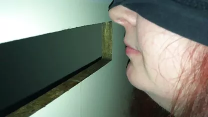 सेक्सी इंग्लिश मूवी फिल्म सेक्स स्ट्रिपर एक बार में अपने कपड़े उतारने से ज्यादा चाहती है