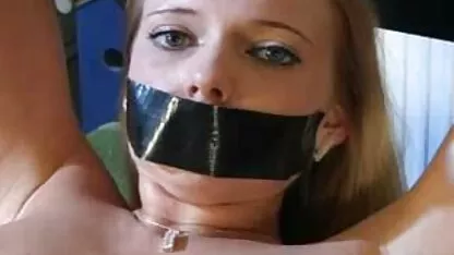 सुंदर लड़की सेक्सी मूवी इंग्लिश में और उसका स्ट्रैपआन